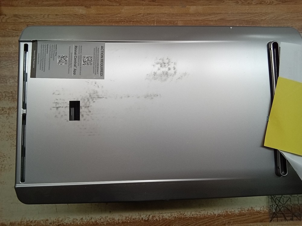 Rinnai RE199eP Outdoor Tankless Water Heater 199K BTU Propane Gas FOR PARTS