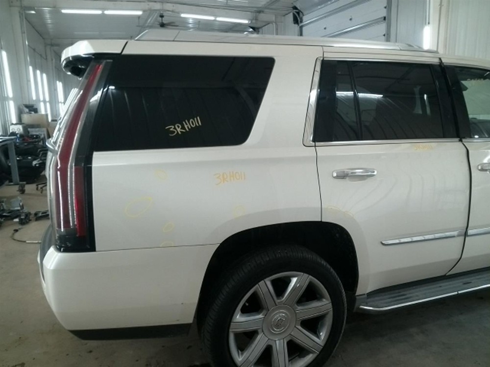 ESCALADE 2015 Keys/Latches/Locks 104882343