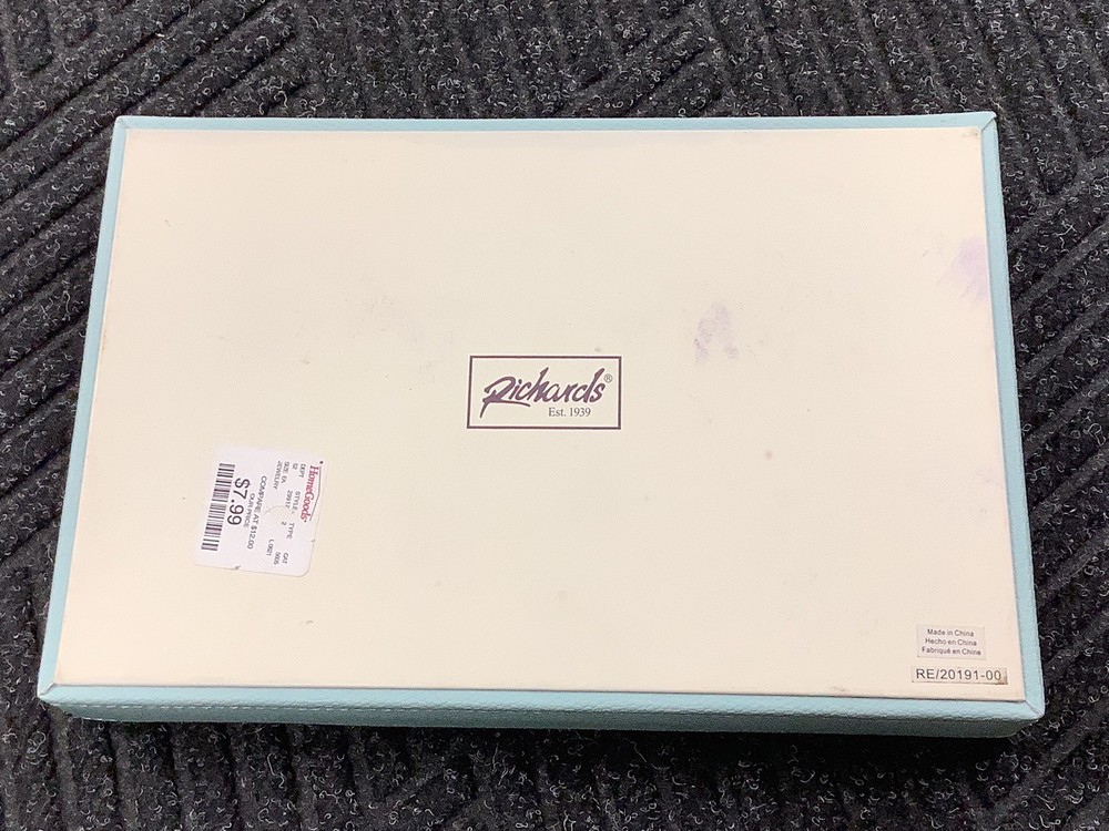 Medium Jewelry Box with Velvet Lining