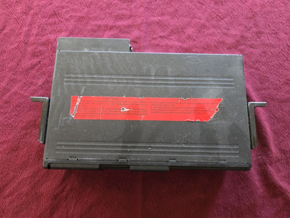 1999-2006 BMW E46 E53 E39 6 DISC CD CHANGER OEM