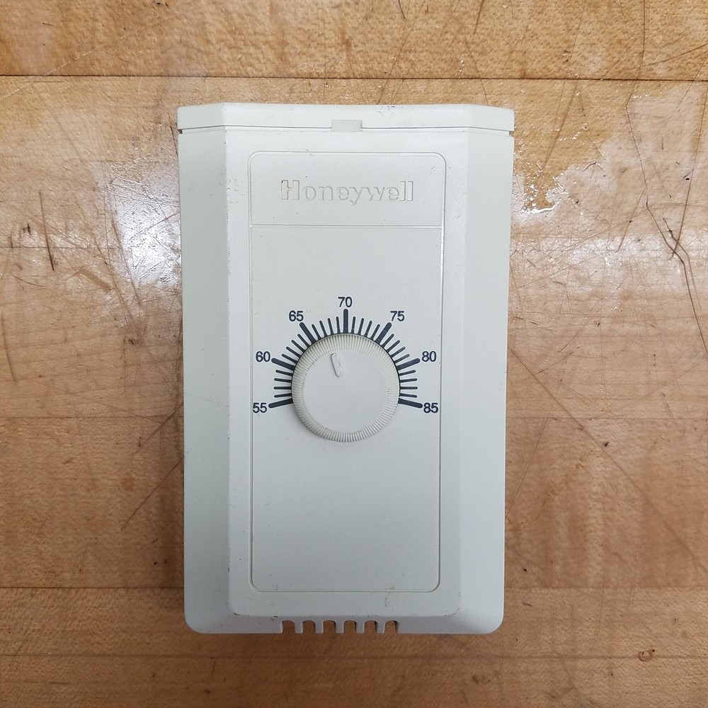 Honeywell T7770B1004 Temperature Controller - USED