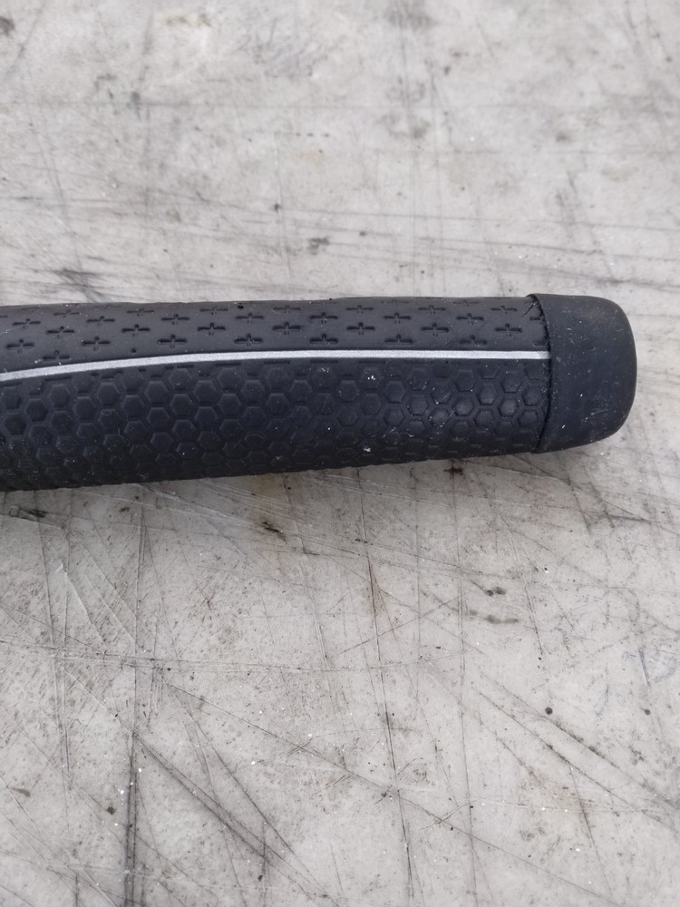 One JumboMax Golf Grip, pulled and great condition.