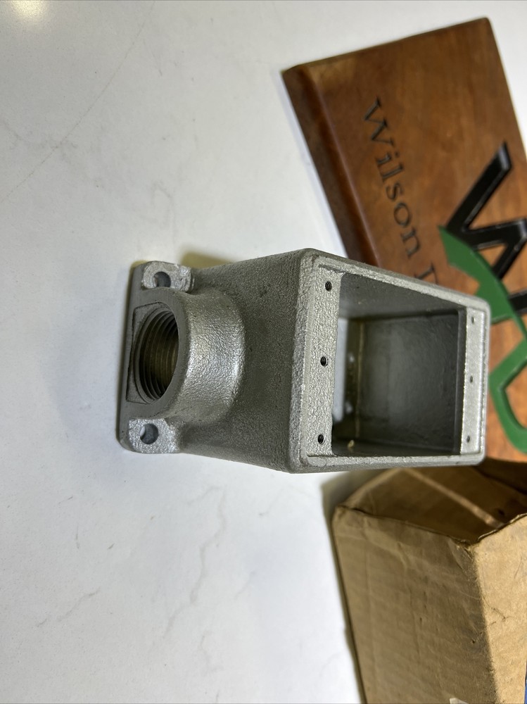 Thomas & Betts NSB FD3-TB Outlet Accy Device Box