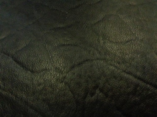LEATHER HIDE BLACK TEXTURED 51 1/2" X 32"