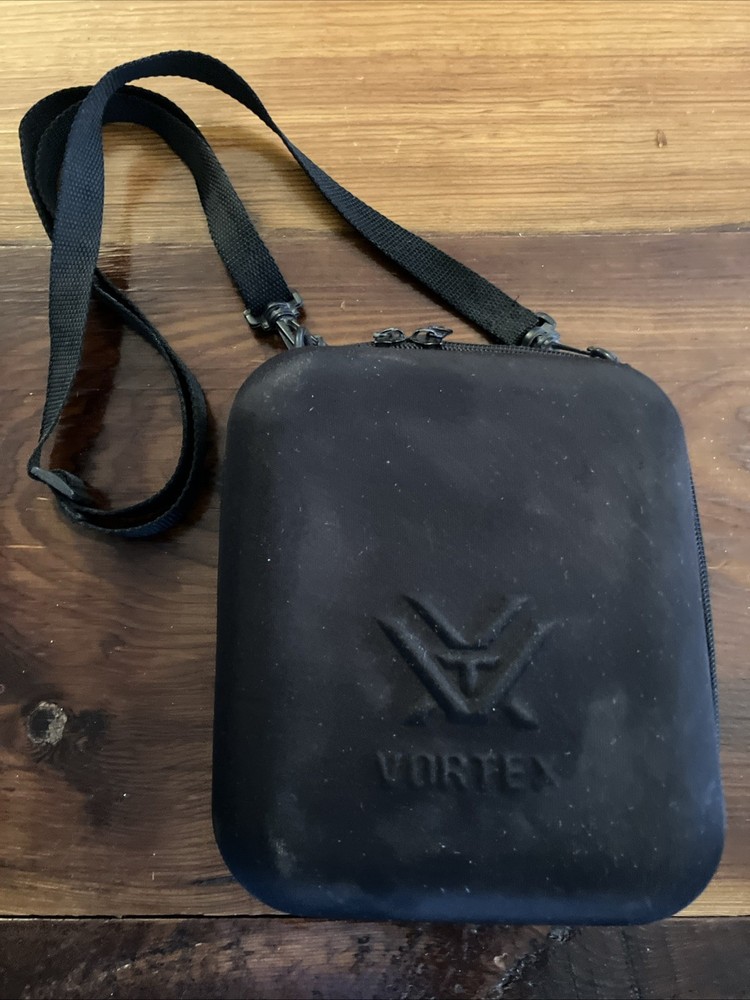 Vortex Optics Diamondback HD Binocular’s Case with Strap