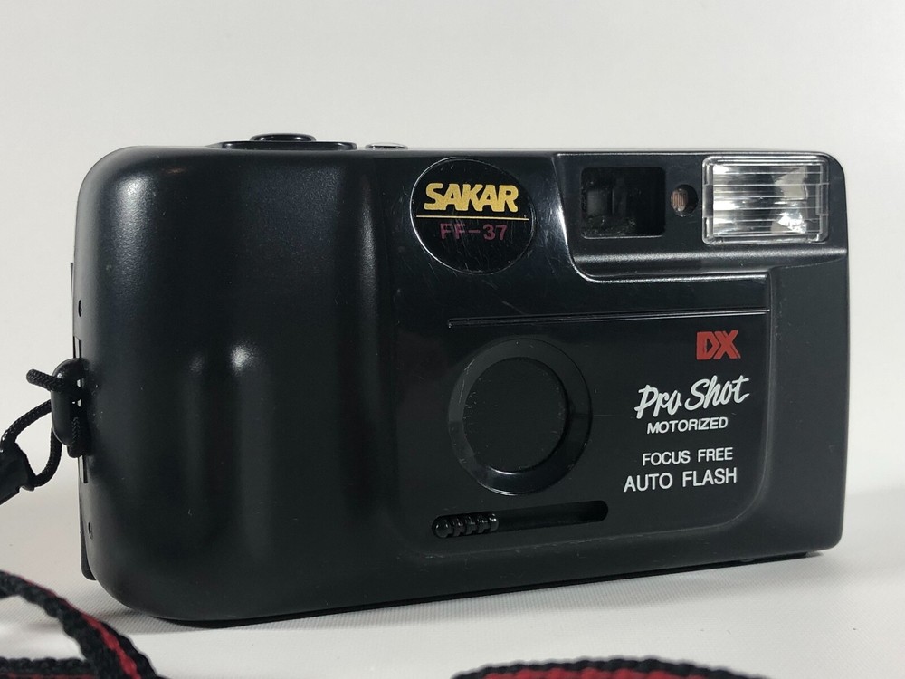 SAKAR FF-37 "Pro Shot - Motorized" autofocus auto-flash f/5.6 100% functional