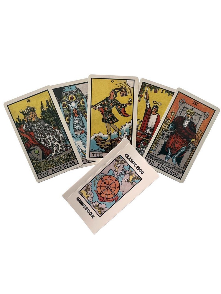 Classic 1909 Tarot Deck & 88 Page Guide