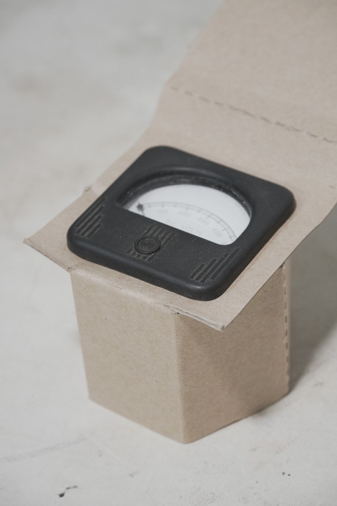 Simpson 09200 Rectangular Electric-Analog Panel Meter, 0-500VDC, 2.5in