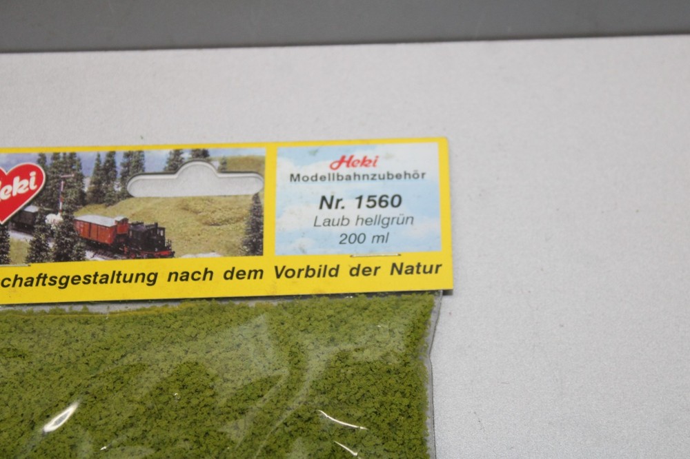 Heki 1560 Leaf Light Green Scale H0 OVP