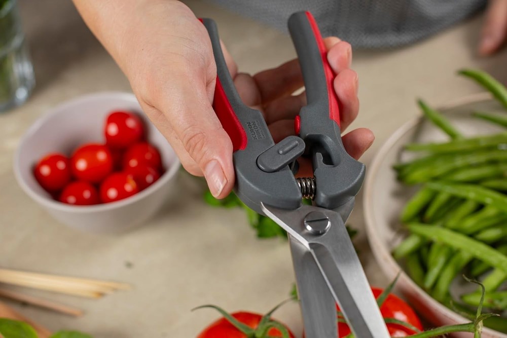Multi-Purpose Pro Kitchen Shears with Quick-Release Spring and Locking Mechanism