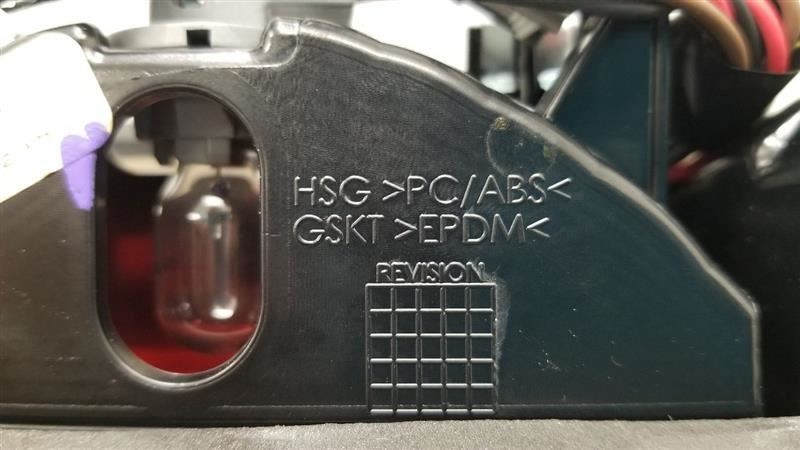 15 GMC SIERRA 1500 HIGH MOUNTED STOP LIGHT