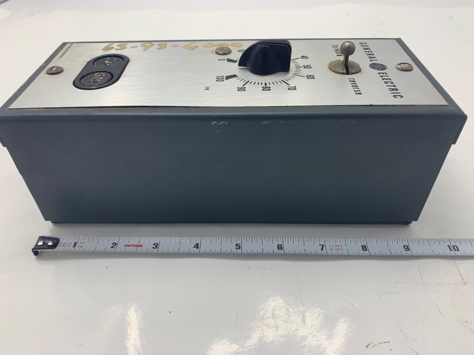 General Electric Temperature Controller 104X960AAG03