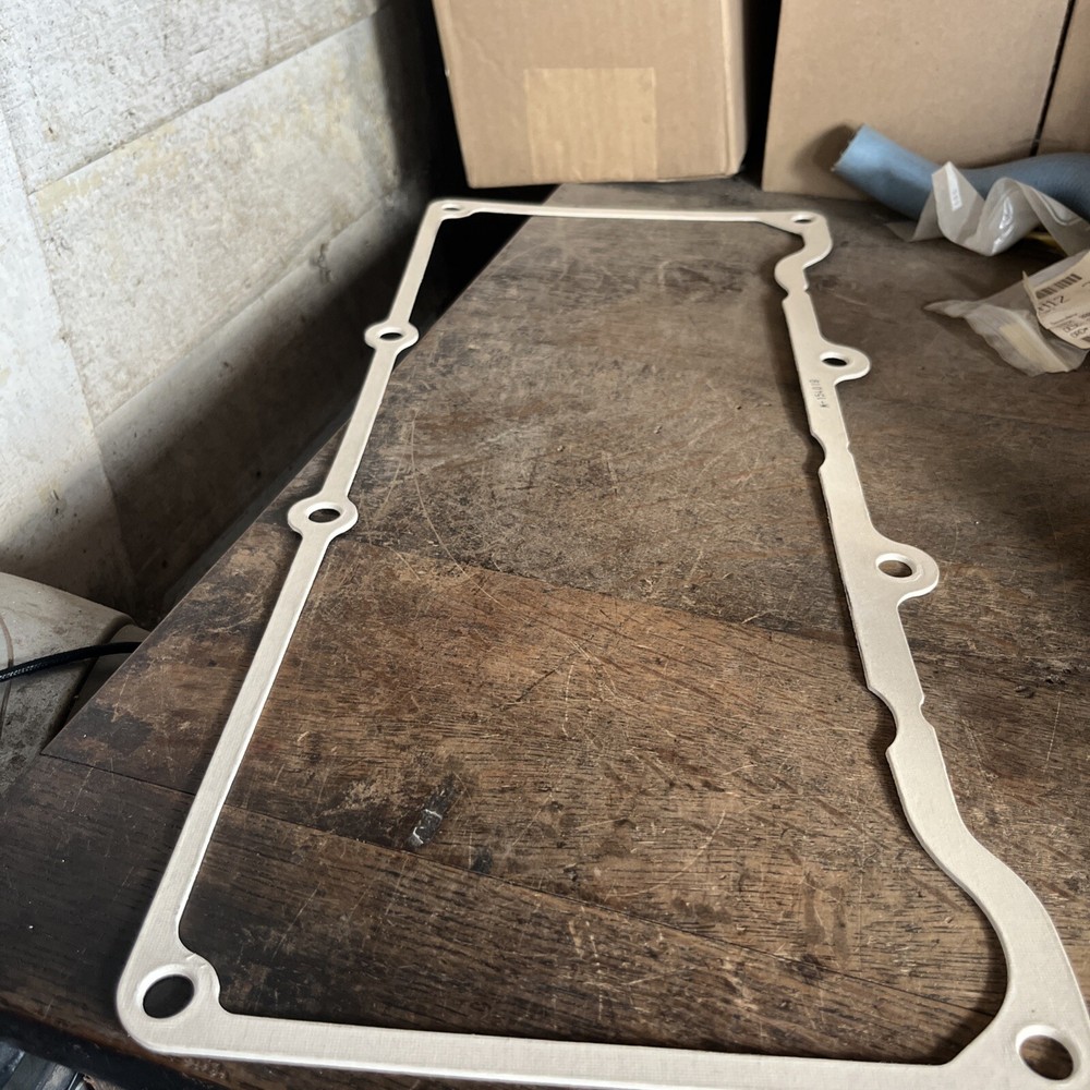 NOS Interstate McBee GASKET, VALVE COVER M-154019 For Cummins