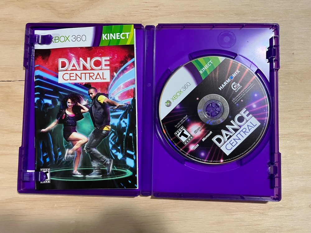 XBox 360 Kinect Sensor and game Lot - Microsoft - TESTED