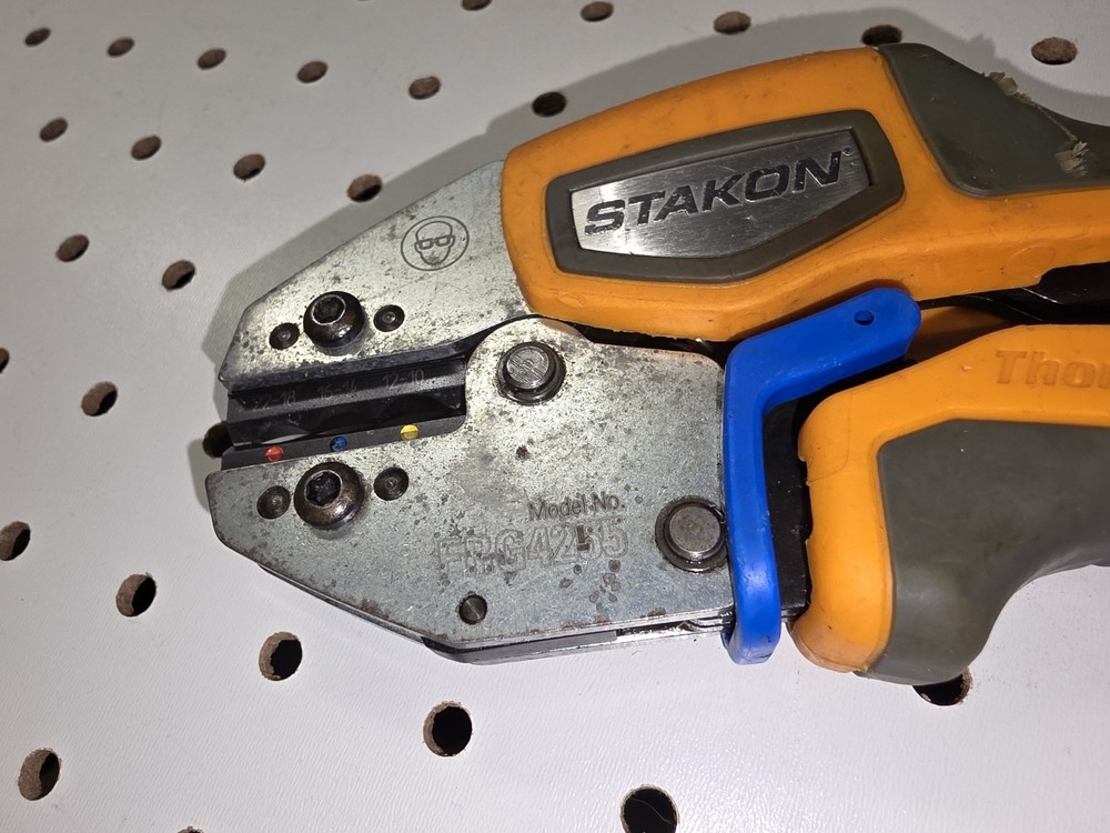 ERG 4255 STAKON Thomas & Betts crimper