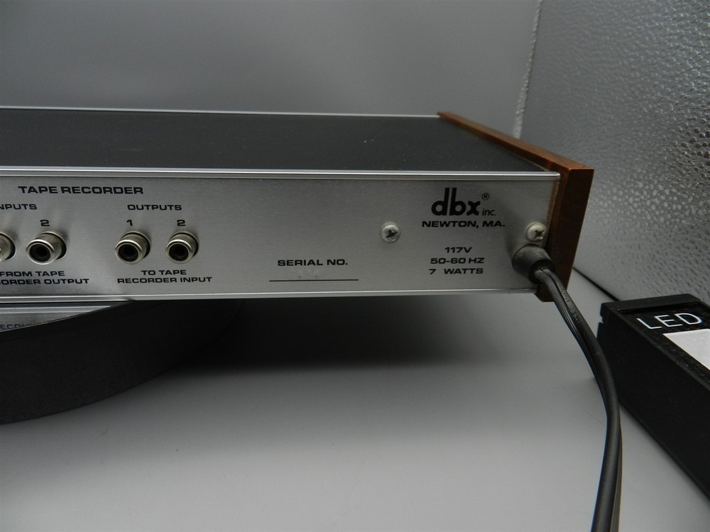 DBX 224 Type II Tape Noise Reduction Simultaneous Encode/Decode Noise Reduction