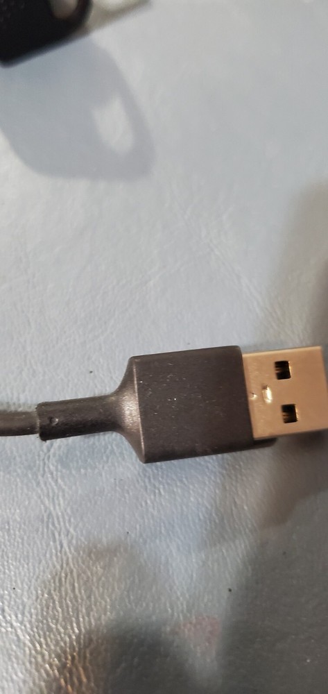 fitbit charge 3 charger cable UNTESTED