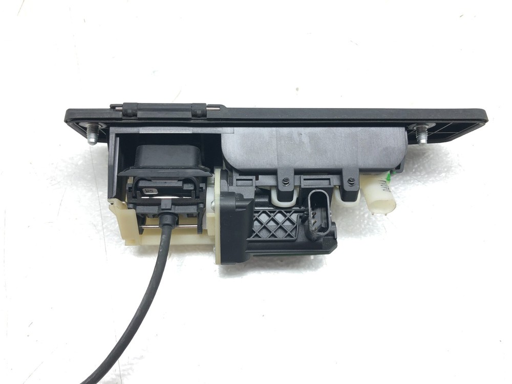 2013-2015 MERCEDES GL450 REAR TRUNK TAILGATE RELEASE HANDLE W/ CAMERA OEM.
