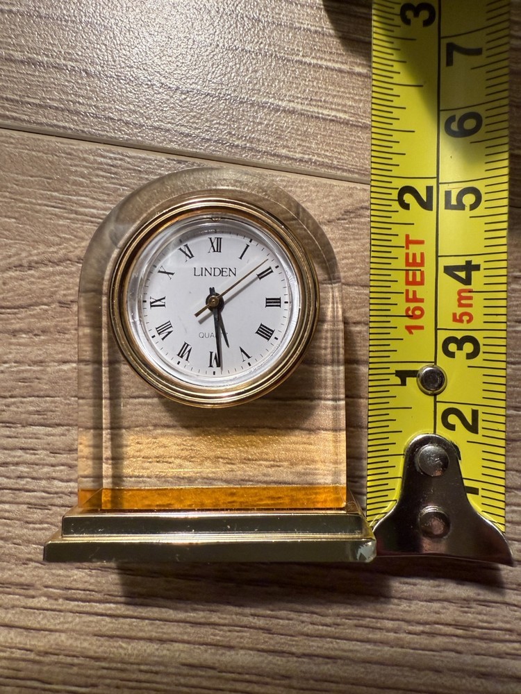 Linden Quartz Crystal Table Clock Gold Tone 2"