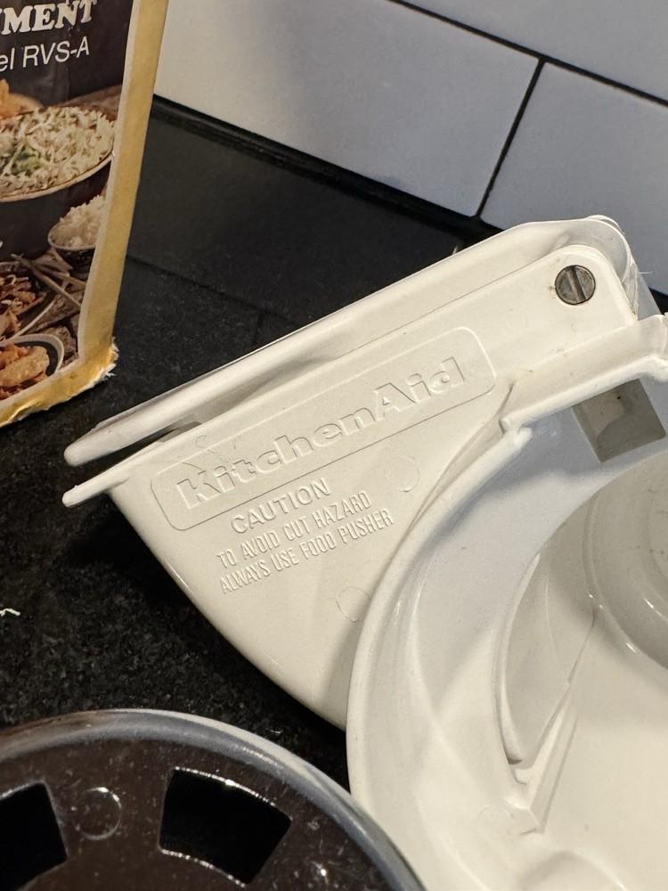 KitchenAid Rotor Slicer/Shredder attachment, Model RVS-A