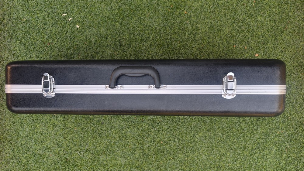 EASTMAN CA450 4/4 VIOLIN CASE WITH STORAGE FOR BOWSACCESSORY COMPARTMENT Excelle