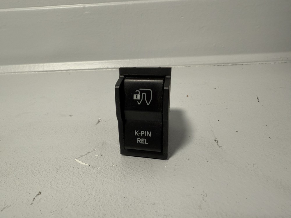 FREIGHTLINER CASCADIA PANEL SWITCHES