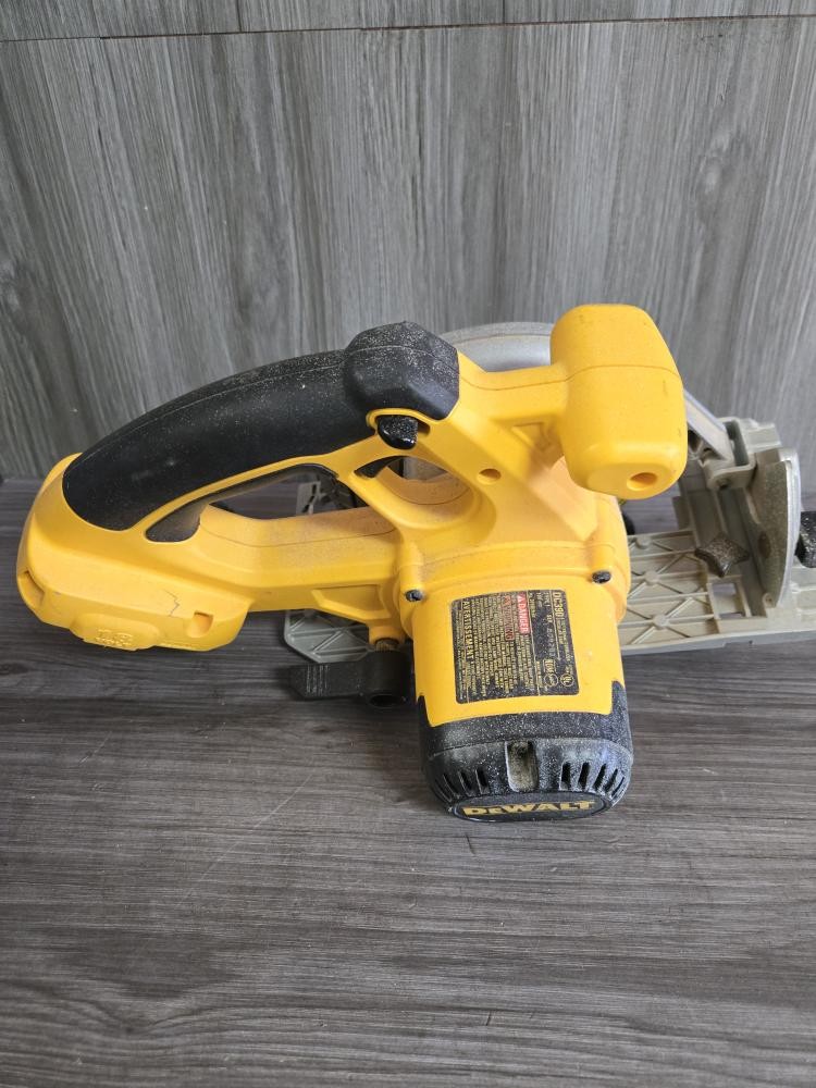 DEWALT DC390 (PSO040184)