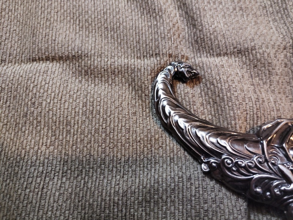 Amazing and Heavy Dragon dagger With Case (Great Condition) 9" Blade