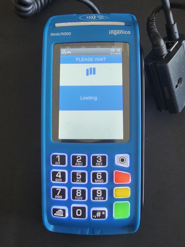 Ingenico Move 5000 Payment Card Machine 4G/LTE WIFI Bluetooth