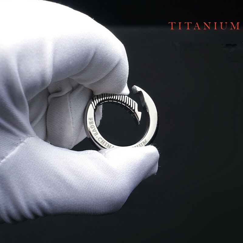 FEGVE Titanium Round Push Gate Snap Open Hook Spring Ring Carabiner Camping