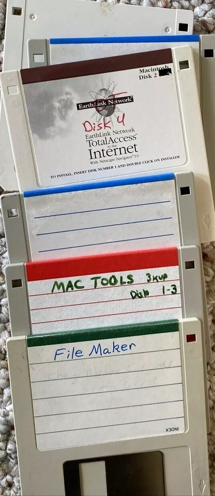 Used Random 20 Floppy Disks Diskettes 3.5" - Macintosh Formatted with Data