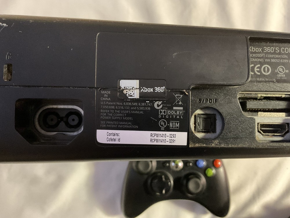 Microsoft XBOX 360 Console Controller NOT TESTED