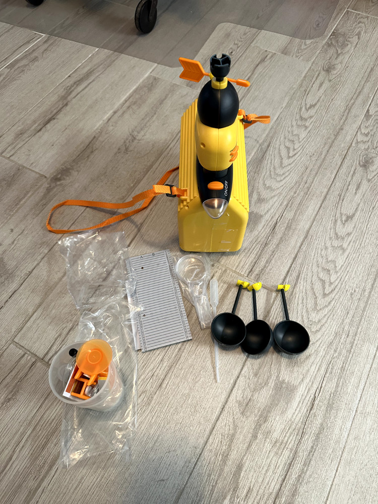 Kids Anemometer Wind Lab Potpourri Group complete, open box,  clean.