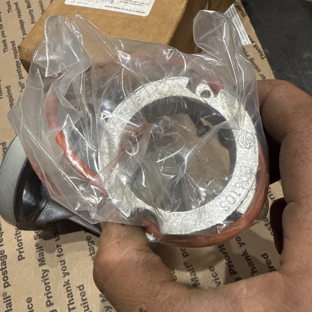 Quicksilver 818763A10