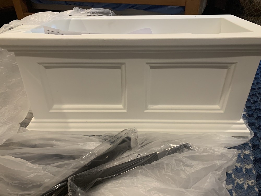 MAYNE Fairfield 20x24 Patio Planter White