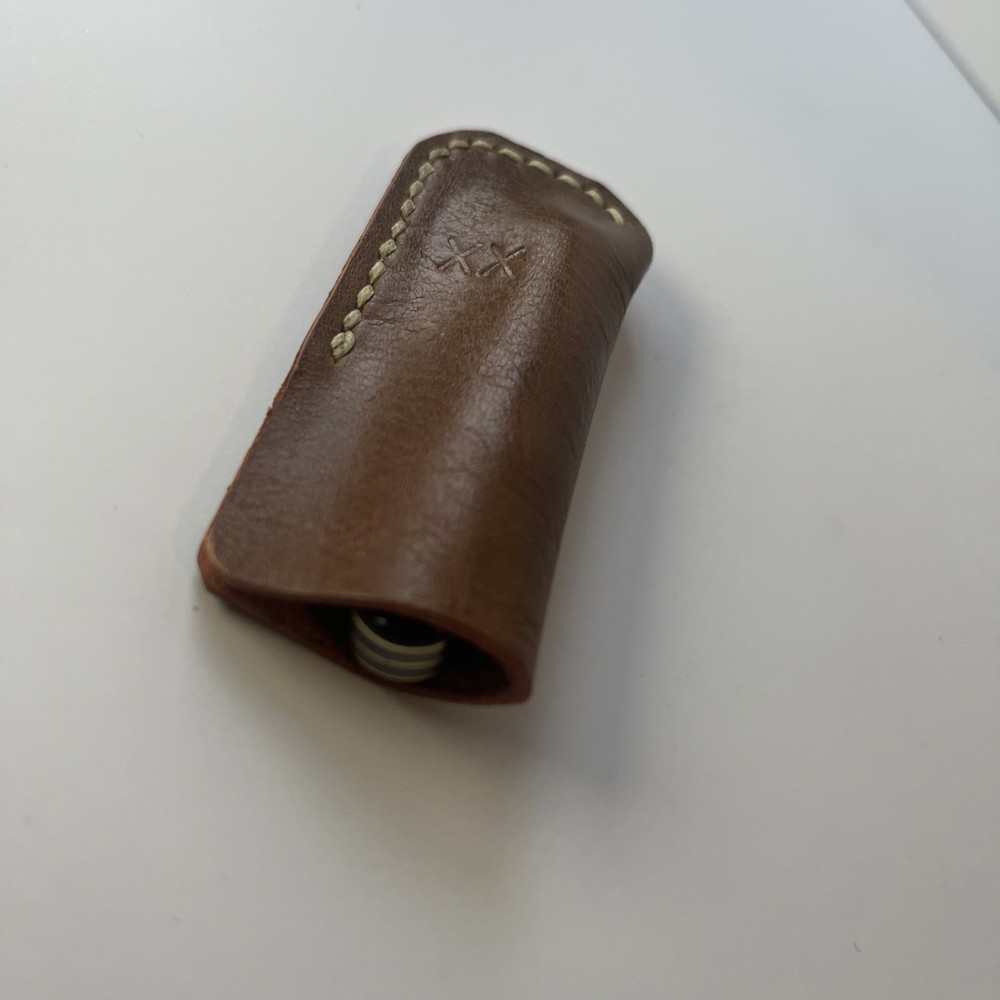 Case XX Tadpole Leather Slip