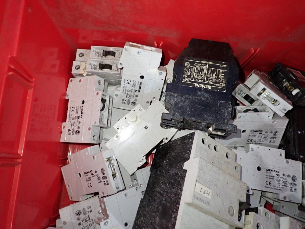 ELECTRICAL COMPONENTS 10251700801