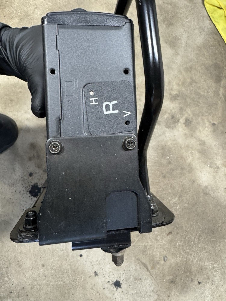 ACURA COMPACT DISC CD CHANGER