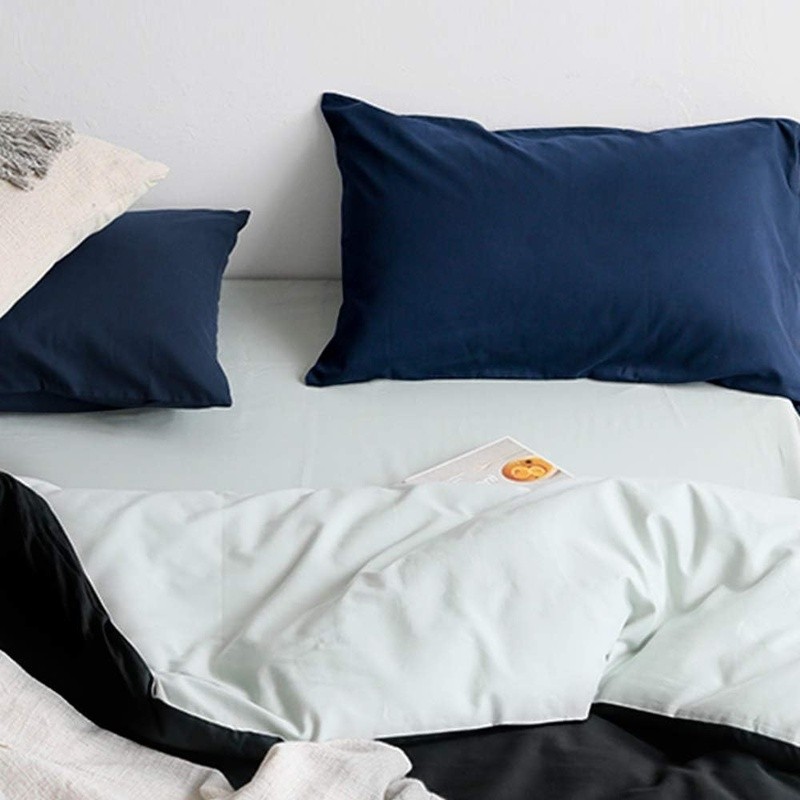 Microfiber King Pillowcases Soft Stain Resistant Envelope Closure 2 Pack New