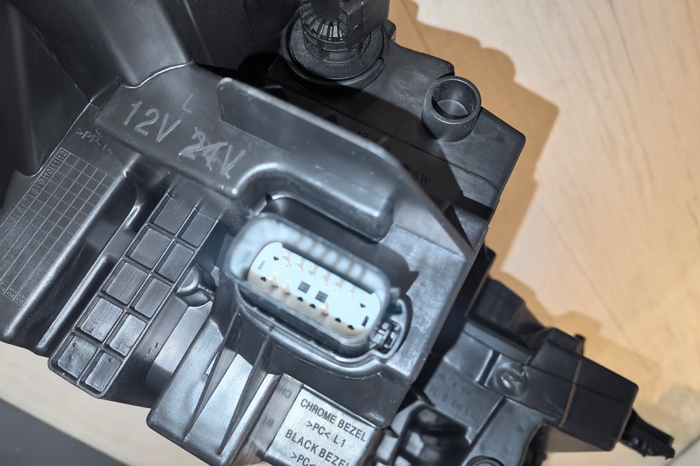 Left LED Headlight for 2023 2024 2025 Ford Escape Driver Side Assembly LH