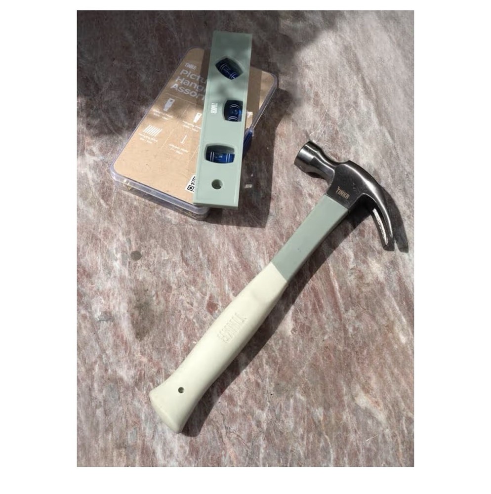 Tinker Hanging Tool Kit 93 Pcs - NEW