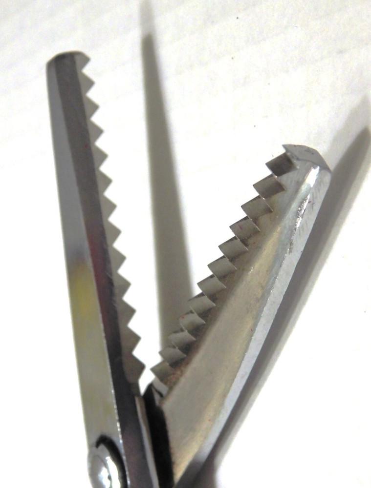 1950-60's VINTAGE 7" PINKING SHEARS - JAPAN - EXCELLENT - SHARP!
