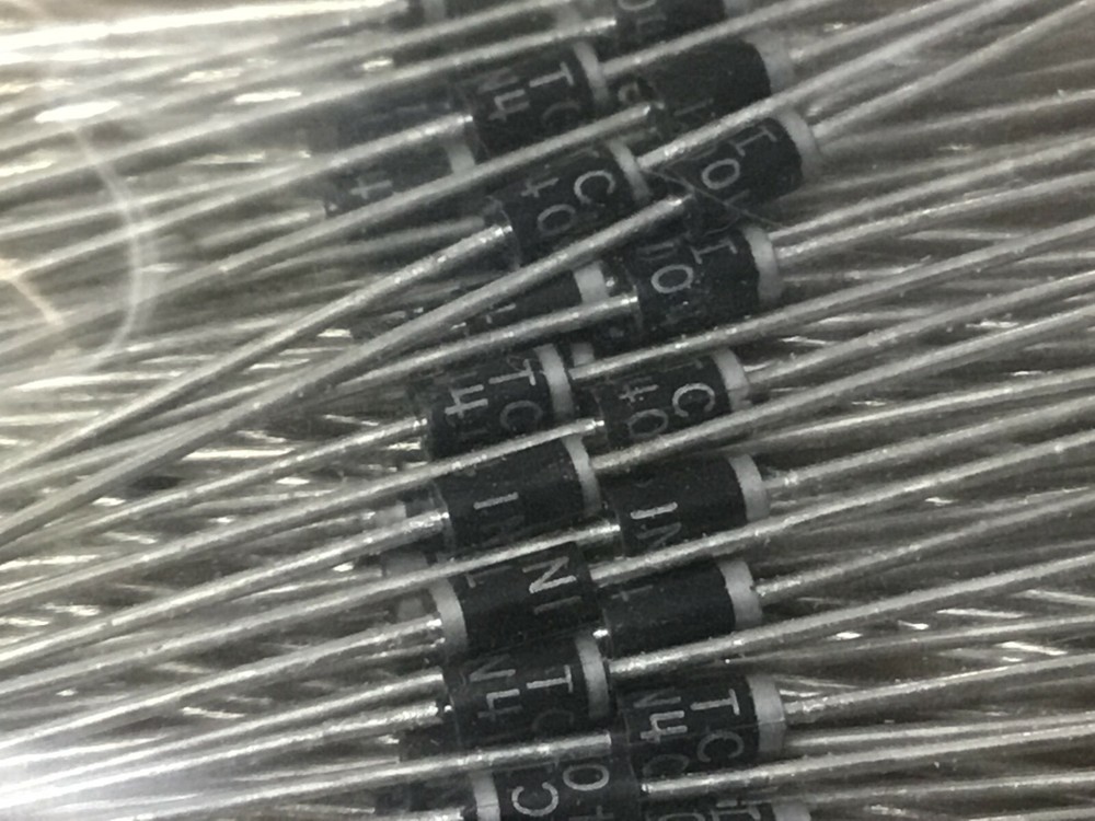 (200 PC) TAITRON 1N4004 Rectifier Diode, 400 Volt, DO-41