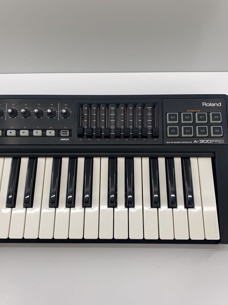 Roland A-300Pro Midi Keyboard Controller Synthesizer Black Good