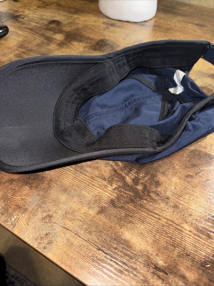 Nike Dri- Fit Featherlight Runners Hat Excellent Shape Adjustable Strap
