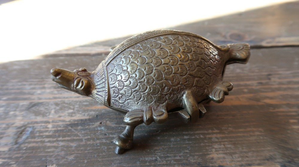 Antique Footed Brass Softshell Turtle Trinket Box 5"