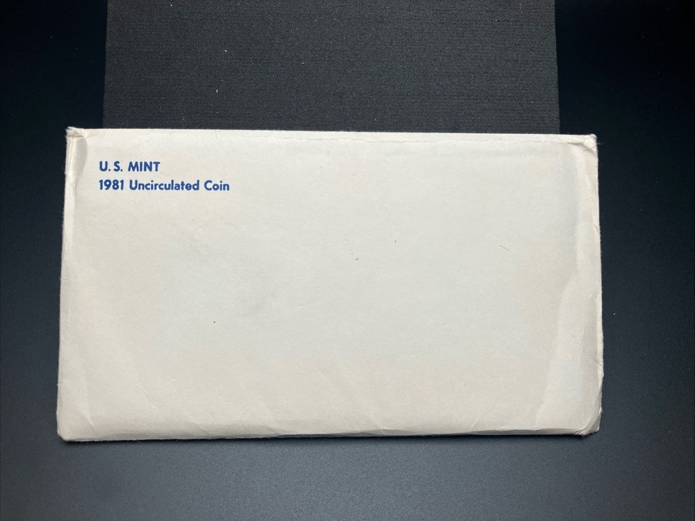 1981 Uncirculated Coin Set US Mint with Original Envelope