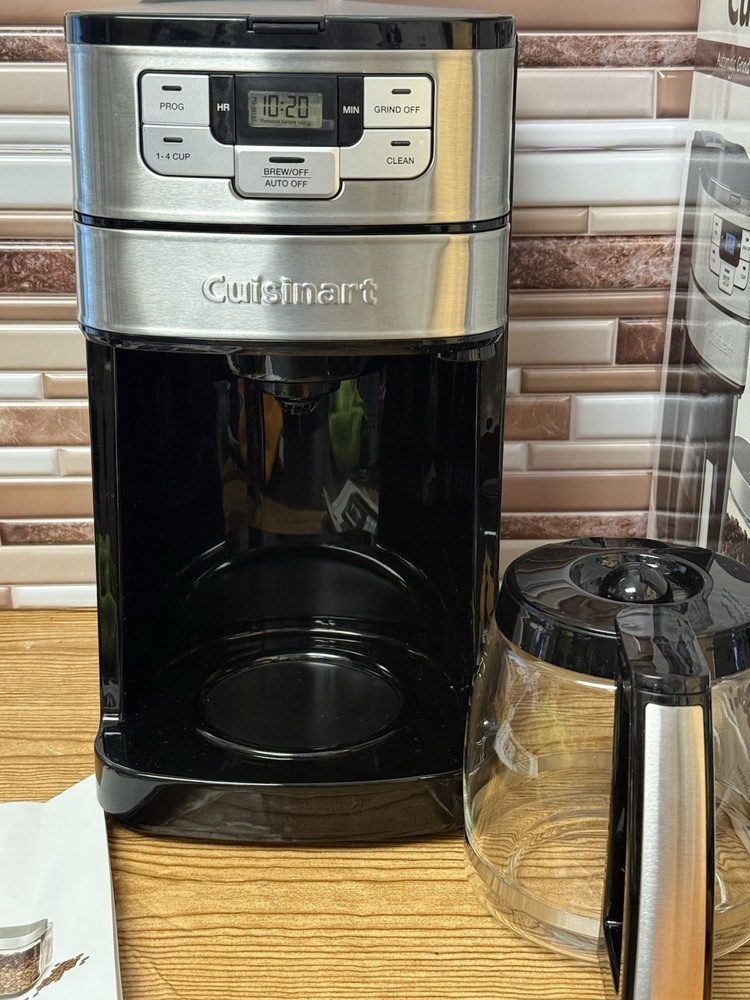 Cuisinart DGB-400 Automatic Grind & Brew Coffeemaker - NEW/OPEN BOX - TESTED