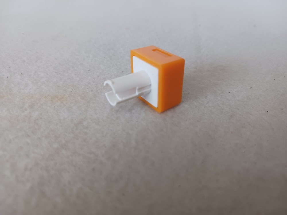 Avionic Master Push Switch