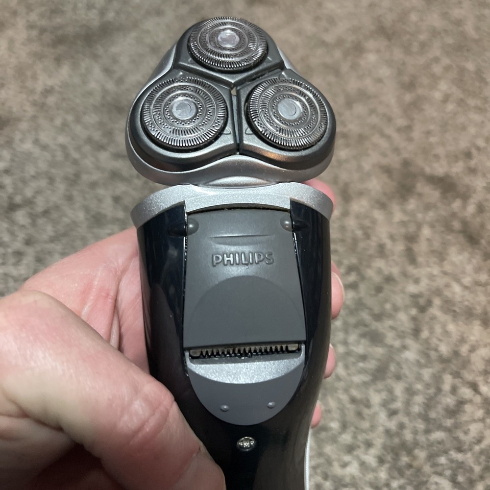 Philips Norelco 8171XL Shaver Trimmer.